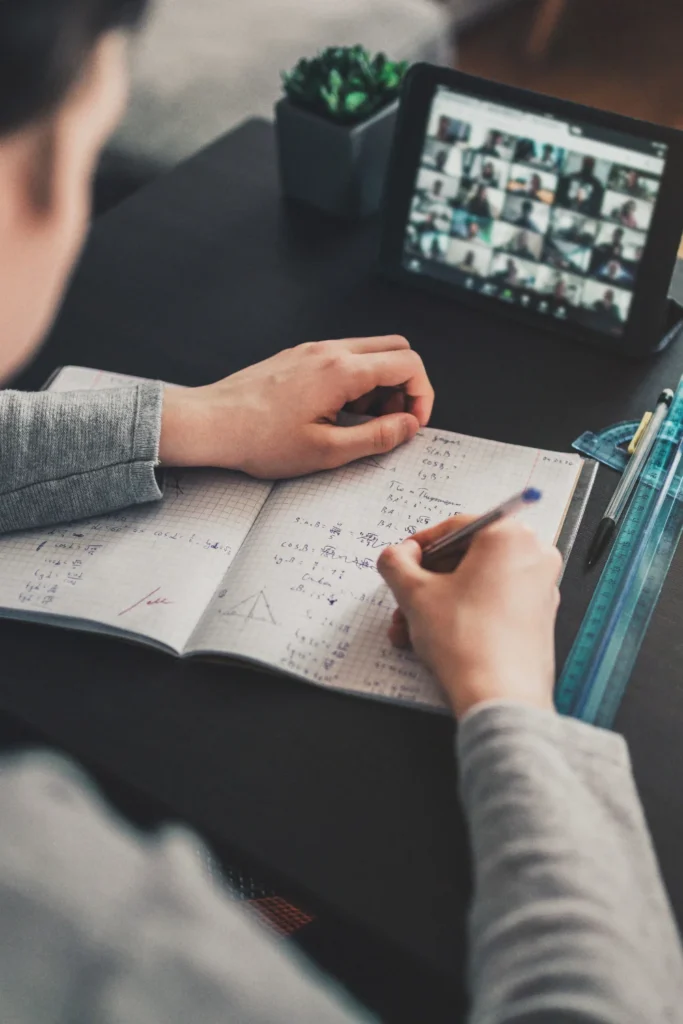 exclusive privacy solutions for online learning